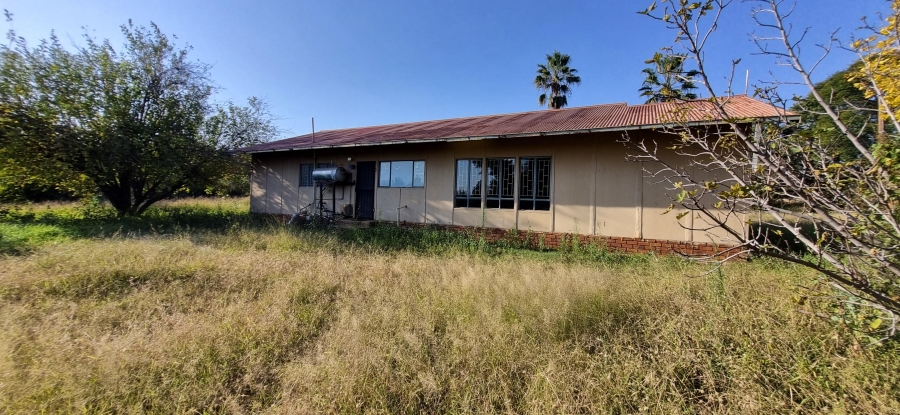 7 Bedroom Property for Sale in Zoutpansdrift A H North West